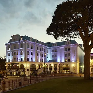 Plaza & Irland